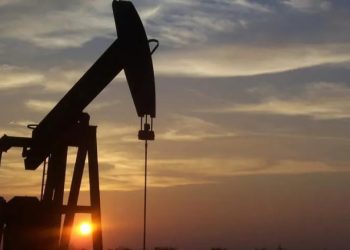 Hürmüz’de kriz petrolü yeniden alevlendirdi