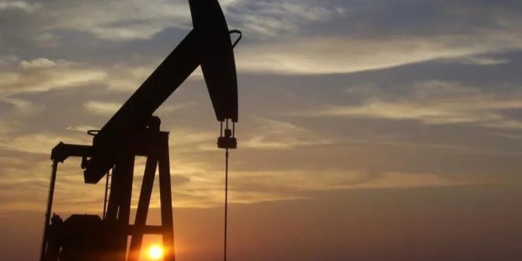 Hürmüz’de kriz petrolü yeniden alevlendirdi