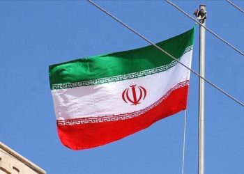 İran da resti çekti: ABD’ye sert uyarı