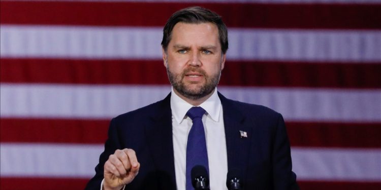 JD Vance: İran’la savaşta yeni bir safhaya girdik