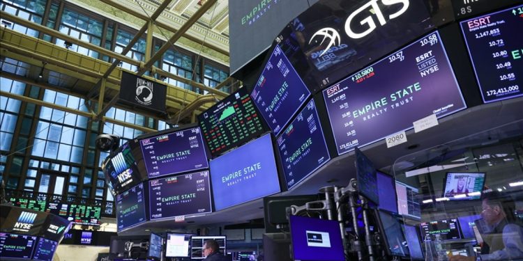 Küresel piyasalarda yapay zekâ iyimserliğine Orta Doğu freni