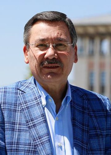 Melih Gökçek hakkında yurt dışına kayıt dışı para iddiasına resen soruşturma