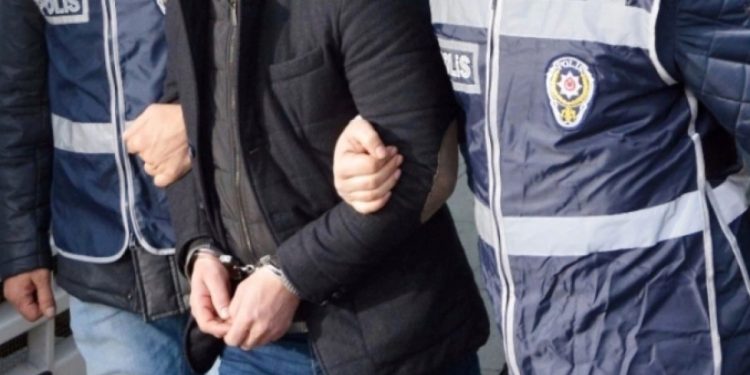 Seferihisar Belediyesi soruşturmasında 2 gözaltı