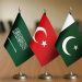 Suudi Arabistan’da üçlü savunma anlaşması