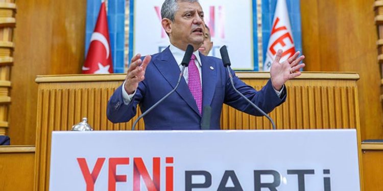 YENİ Parti’ye 6 günde 124 binden fazla vatandaş bağış yaptı