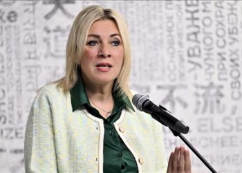 Zaharova: Japonya, tehlikeli bir yoldan ilerliyor