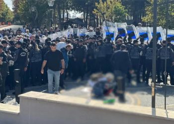 Ankara’daki emekli eyleminde intihar: Emekli polis kurtarılamadı
