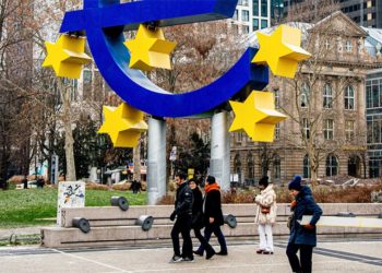 Avrupa’da tüketici güveni bozuldu, ekonomik güven geriledi