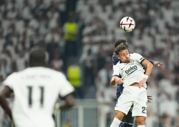 Avrupa’ya fırtına gibi giren Beşiktaş Marsilya’yı 4 golle devirdi