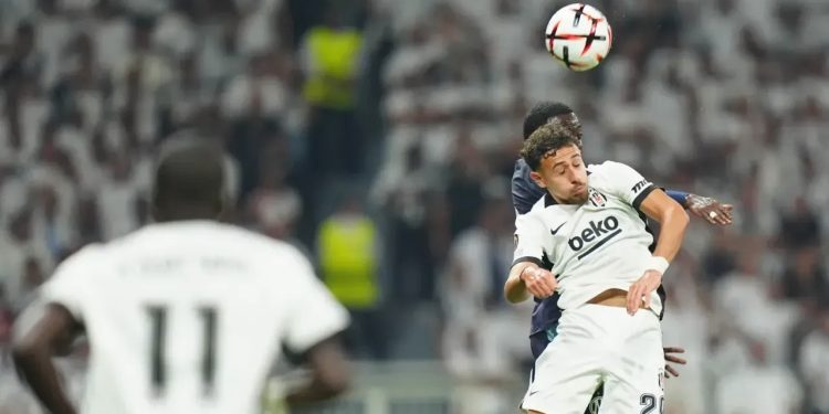 Avrupa’ya fırtına gibi giren Beşiktaş Marsilya’yı 4 golle devirdi