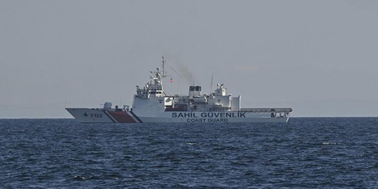Batan geminin enkazı 720 metre derinlikte bulundu: ROV ile ismi görüntülendi