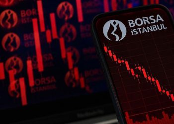 Borsa devre kesti: BIST 100 endeksinde kırmızı alarm!