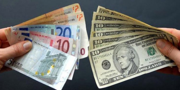 Döviz piyasasında tarihi gün! Dolar ve eurodan yeni zirve