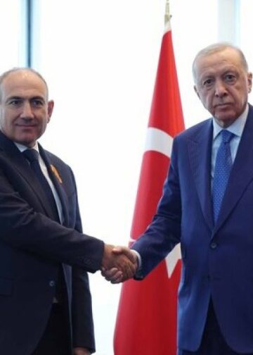 Erdoğan, Ermenistan Başbakanı Paşinyan ile görüştü