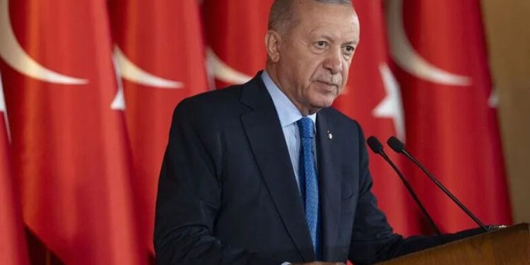 Erdoğan: Ne finansal sistemimize ne Türkiye ekonomisine yönelik bir risk yok