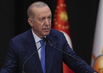 Erdoğan: Nefsine yenik düşenle vedalaşır yolumuza devam ederiz