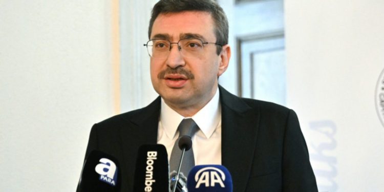 Eski SPK Başkanı İbrahim Ömer Gönül ifade verdi