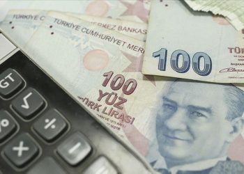 Hazine ağustos ayında 49,8 milyar lira fazla verdi