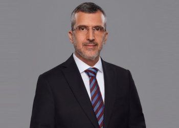 Hedef Holding: Namık Kemal Gökalp görevlerinden istifa etti