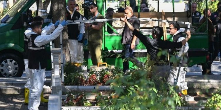 Kaşif Kozinoğlu’nun mezarı açıldı