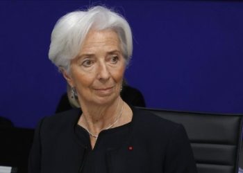 Lagarde: Faizlerdeki yükseliş büyümeyi baskılayacak