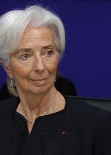 Lagarde: Faizlerdeki yükseliş büyümeyi baskılayacak