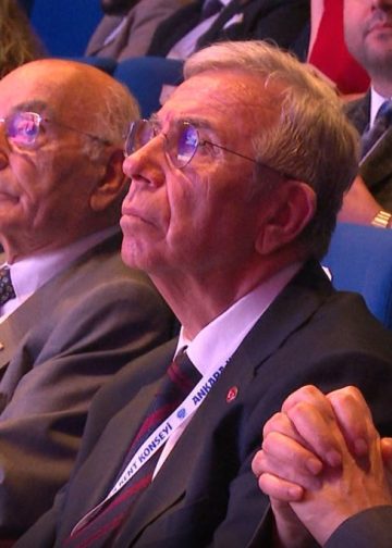 Mansur Yavaş’tan “Yeni Parti” iddialarına yanıt: Ayrılıkta azap, birlikte rahmet vardır