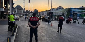 Okulun ilk gününde suç örgütlerine abluka: ‘Sokaklar Güvende’