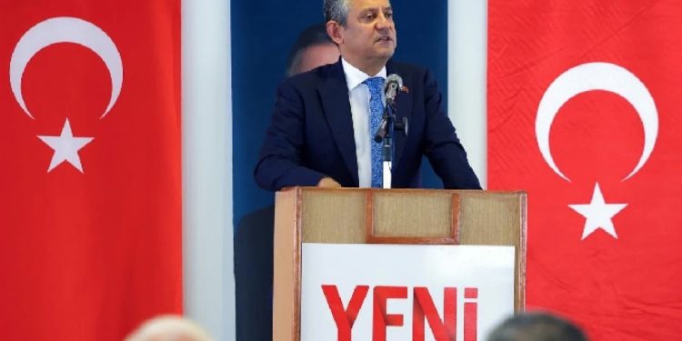 Özel’den emekli polisin intiharı sonrası tepki: Sosyal patlamanın eşiğindeyiz