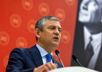 Özgür Özel: Akaryakıttaki vergiler acilen kaldırılmalı