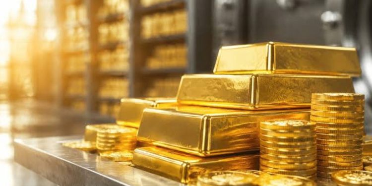 Altın haftayı kayıpla kapatıyor! Gözler Fed’in faiz kararında
