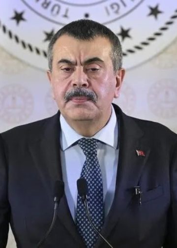 Bakan Tekin duyurdu: Meta’ya dava açılacak