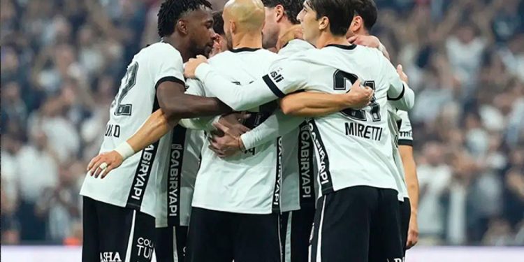Beşiktaş evinde hata yapmadı: Kocaelispor’u 2-1 geçti