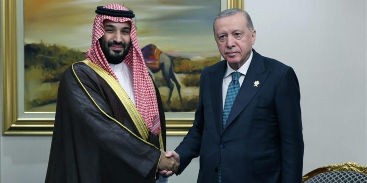 Cumhurbaşkanı Erdoğan, Suudi Veliaht Prensi Selman ile görüştü