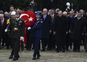 Devlet erkanı Cumhuriyet’in 103. yılında Ata’nın huzurunda
