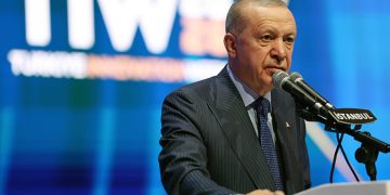 Erdoğan’dan fon soruşturmasında sert mesaj: Fahiş kazancın bedelini ödeteceğiz