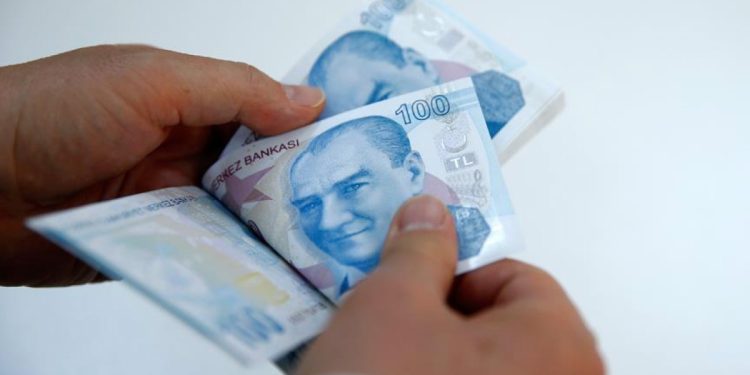 Hazine üç ayda 912,4 milyar liralık iç borçlanma planlıyor