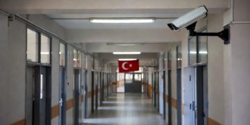 İstanbul’da 15 Ekim’de okullar tatil edildi