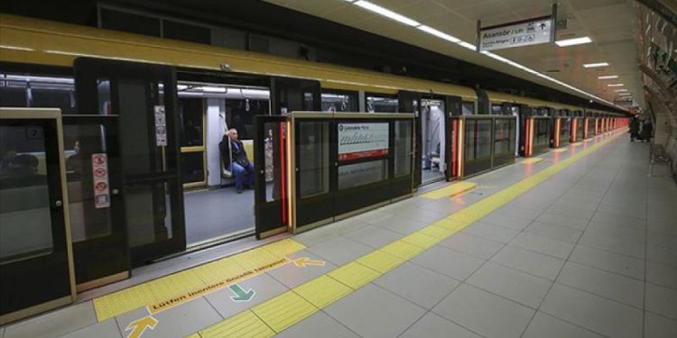Metro seferlerine derbi ayarı