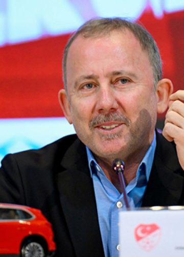 Sergen Yalçın imzayı attı, ilk müjdeyi verdi: Berke gelmek için can atıyor