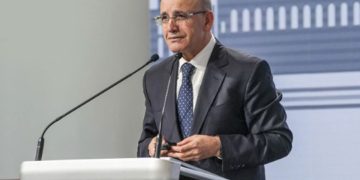 Şimşek: Türkiye 18-20 yıllık bir fırsat penceresine sahip