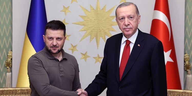 Zelenski yarın Türkiye’ye geliyor